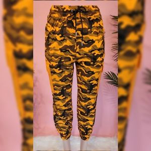 Cargo Pocket Camo Pants